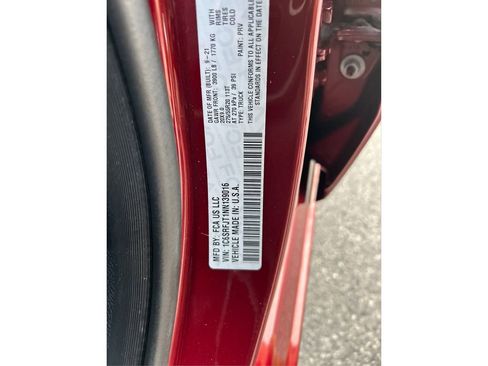 Used 2022 RAM 1500 Laramie image 13