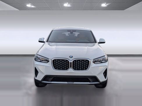 Certified 2024 BMW X4 xDrive30i image 6