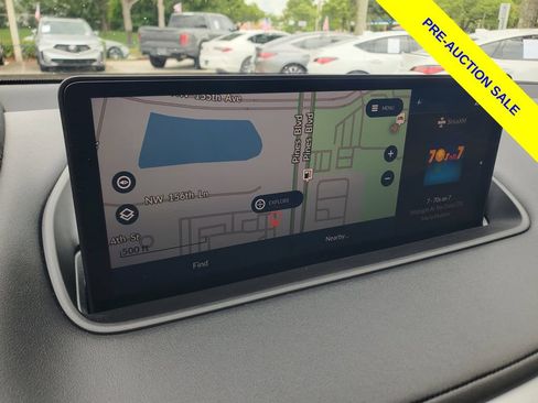Certified 2024 Acura MDX w/ Technology Package FWD image 32