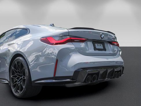Used 2022 BMW M4 xDrive Competition w/ M Carbon Exterior Package AWD/4WD image 19