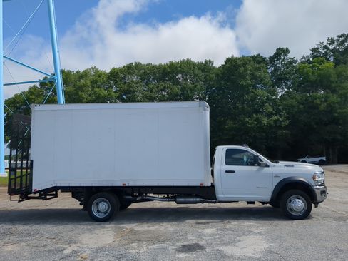 Used 2021 RAM 5500 Tradesman w/ Safety Group RWD image 2