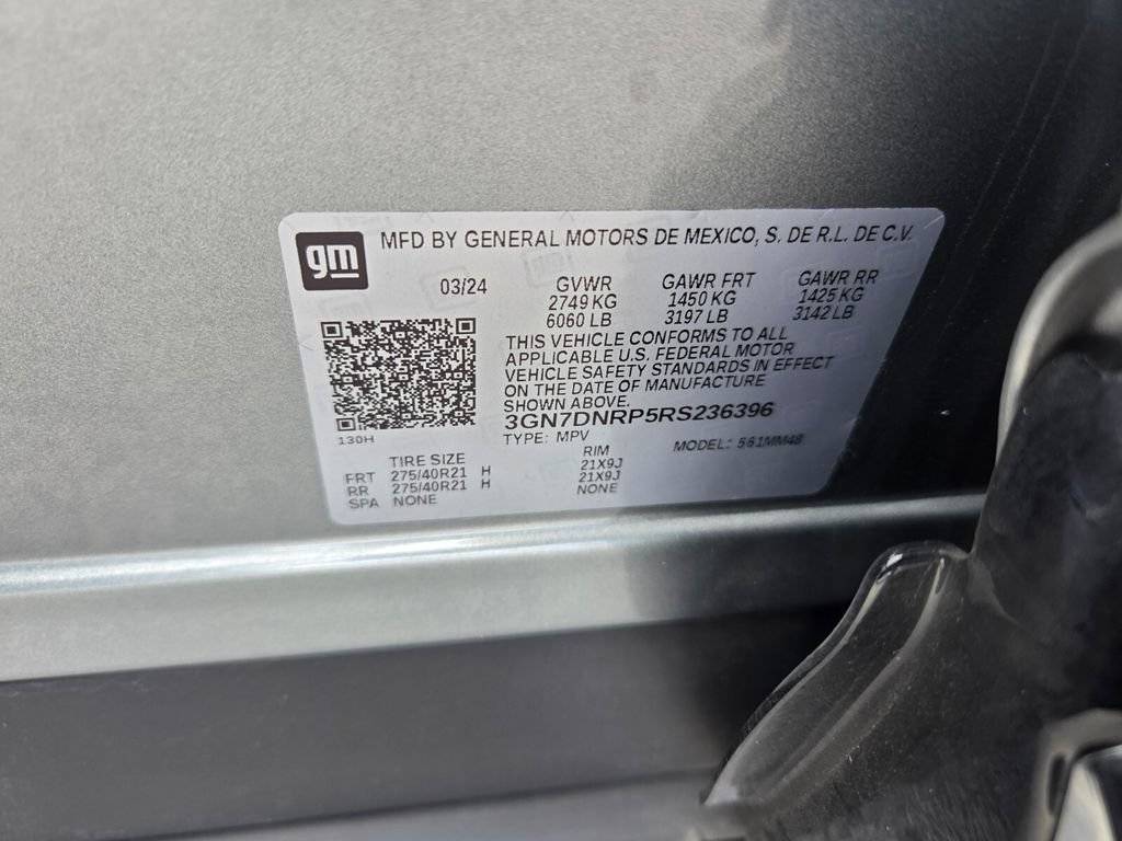 Certified 2024 Chevrolet Equinox EV RS FWD image 19
