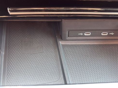 Certified 2024 Volkswagen Atlas SE AWD/4WD image 19