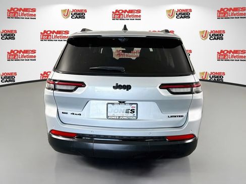 Used 2023 Jeep Grand Cherokee L Limited w/ Luxury Tech Group II AWD/4WD image 17