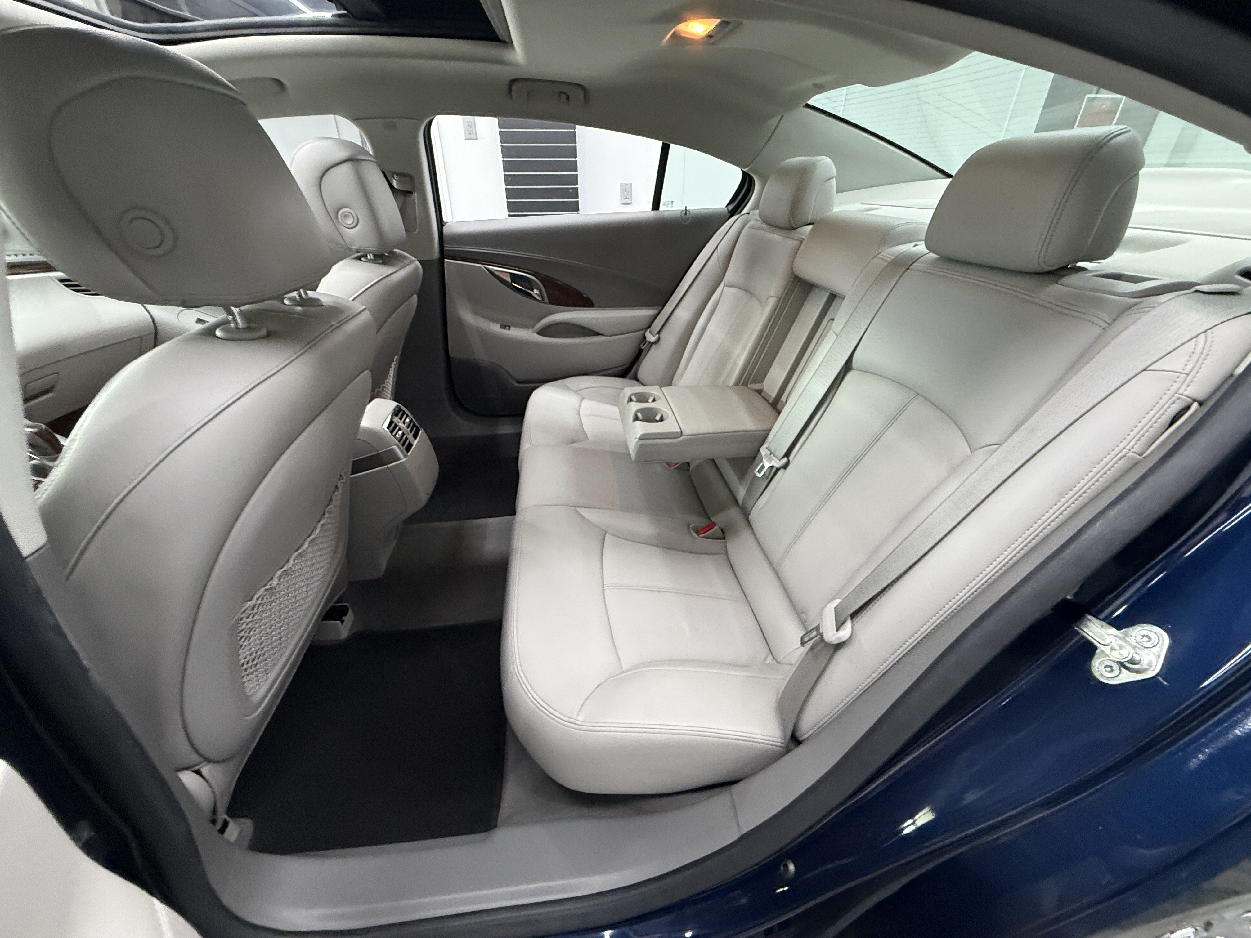 Used 2010 Buick LaCrosse CXL FWD image 22