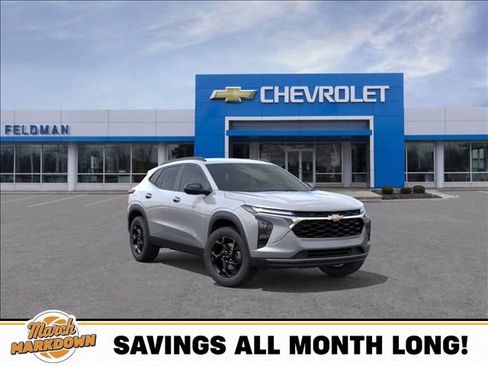 New 2026 Chevrolet Trax LT w/ Driver Confidence Package image 1