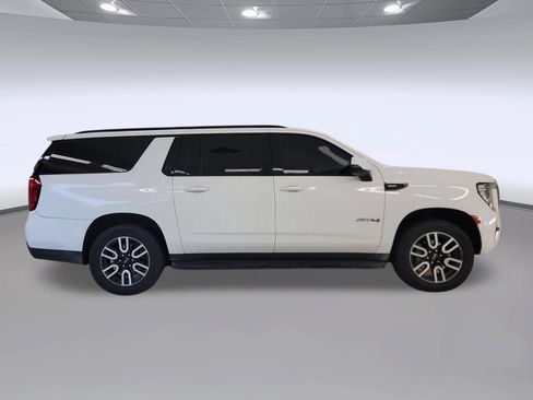 Used 2023 GMC Yukon XL AT4 AWD/4WD image 6