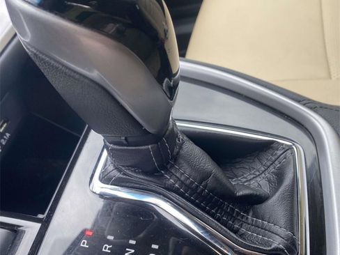 Used 2020 Subaru Outback Premium image 25