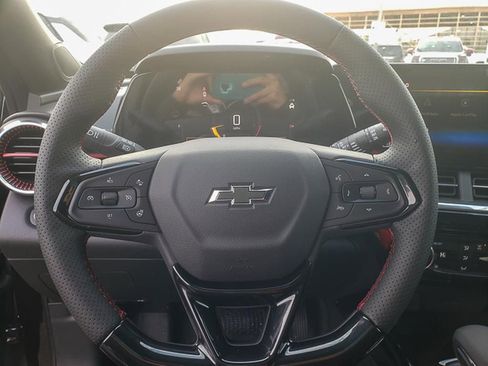 New 2026 Chevrolet Trax RS w/ Driver Confidence Package image 18