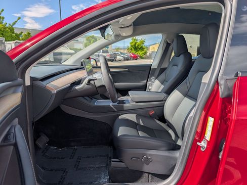 Used 2023 Tesla Model Y Long Range AWD/4WD image 15