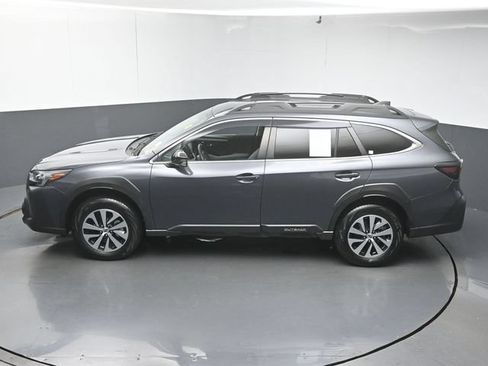 Used 2024 Subaru Outback Premium AWD/4WD image 44