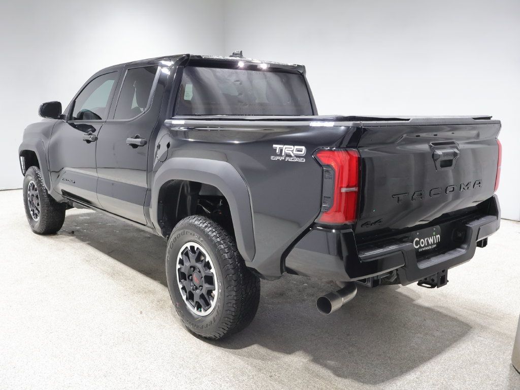 Used 2026 Toyota Tacoma TRD Off-Road AWD/4WD image 6