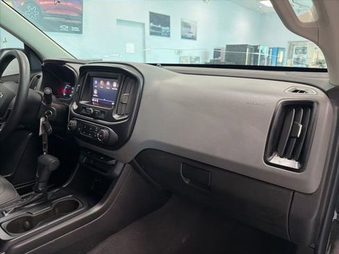 Used 2020 Chevrolet Colorado W/T w/ WT Convenience Package RWD image 22