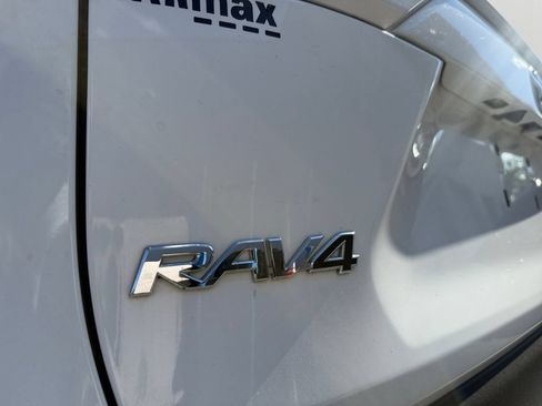 Used 2021 Toyota RAV4 XLE w/ Convenience Package AWD/4WD image 31