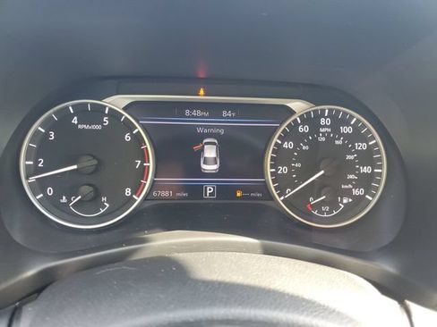 Used 2023 Nissan Sentra SR w/ SR Premium Package FWD image 19