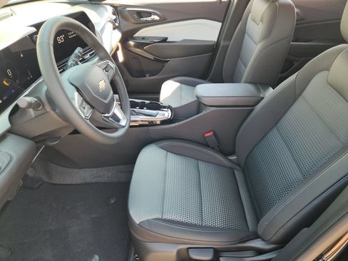 New 2026 Chevrolet Trax LT w/ Driver Confidence Package FWD image 10