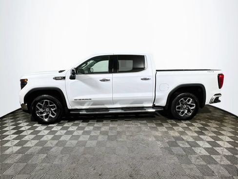Used 2025 GMC Sierra 1500 SLT w/ SLT Premium Plus Package AWD/4WD image 4