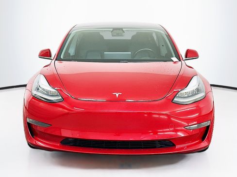 Used 2018 Tesla Model 3 Long Range image 2