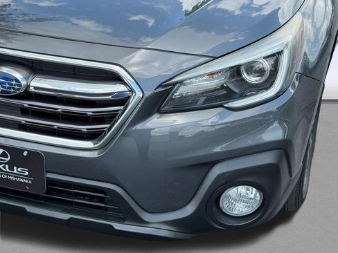 Used 2018 Subaru Outback 2.5i Limited AWD/4WD image 10