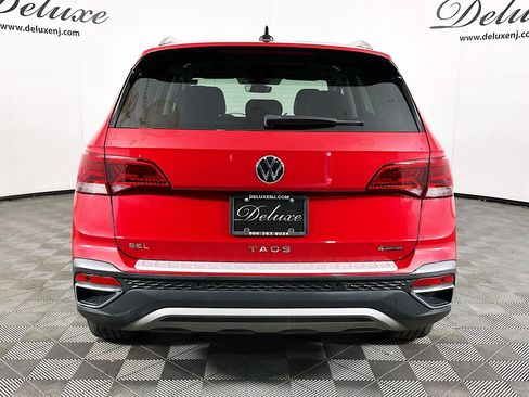 Used 2023 Volkswagen Taos SEL image 5