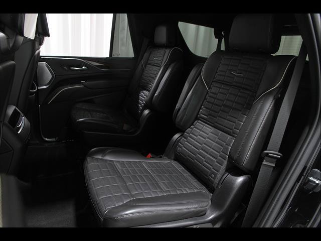 Used 2023 Cadillac Escalade Premium Luxury Platinum w/ Heavy-Duty Trailer Package AWD/4WD image 22