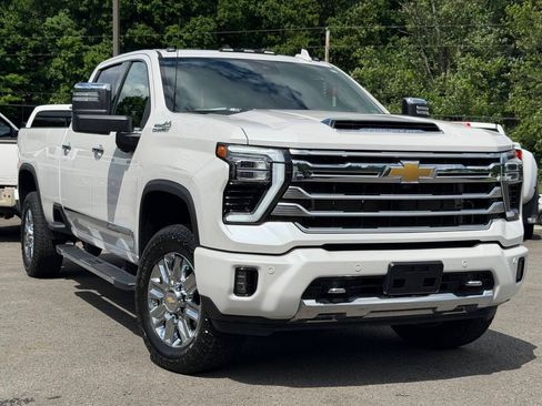 Used 2024 Chevrolet Silverado 3500 High Country w/ High Country Premium Package AWD/4WD image 1