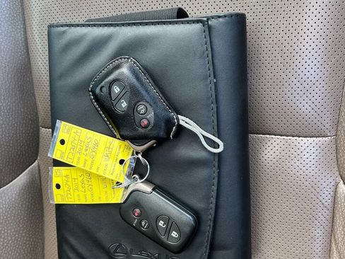 Used 2014 Lexus GX 460 image 32