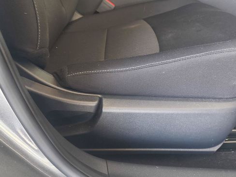 Used 2025 Nissan Sentra SV w/ All-Weather Package FWD image 30