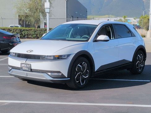 Used 2024 Hyundai Ioniq 5 SEL image 5