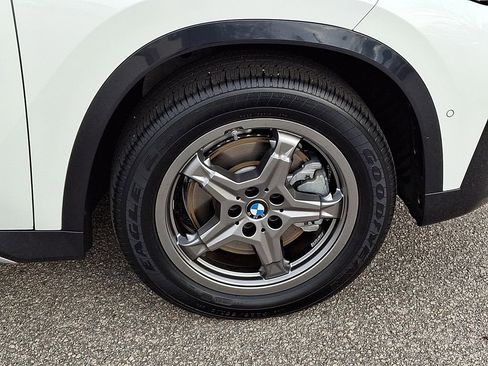 Used 2023 BMW X1 xDrive28i w/ Premium Package image 8