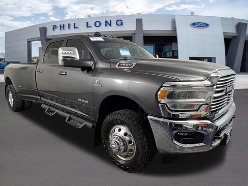 Used 2024 RAM 3500 Laramie w/ Towing Technology Group image 7