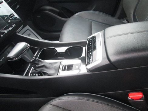 Used 2022 Hyundai Tucson SEL w/ Convenience + Premium Package image 12