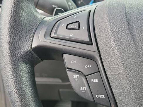 Used 2018 Ford Edge SE AWD/4WD image 8