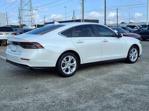 Certified 2023 Honda Accord LX image 23