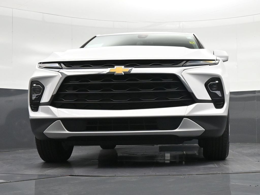 Used 2023 Chevrolet Blazer LT FWD image 33