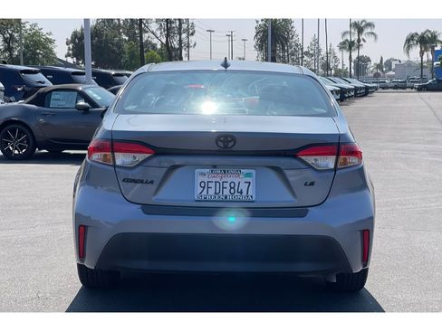Used 2023 Toyota Corolla LE FWD image 4