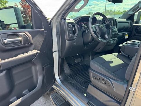 Used 2026 Chevrolet Silverado 2500 Custom w/ Custom Convenience Package AWD/4WD image 14