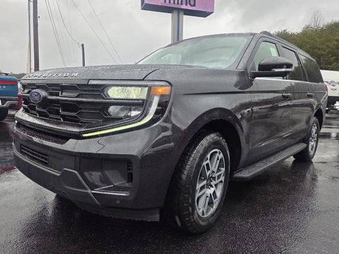 New 2026 Ford Expedition Max Active image 14