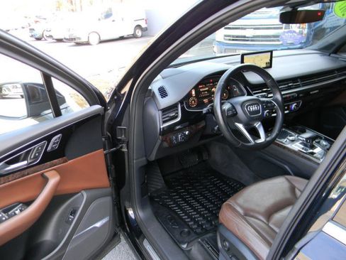 Used 2017 Audi Q7 3.0T Prestige AWD/4WD image 17