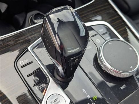 Used 2020 BMW X5 xDrive40i w/ Premium Package image 12