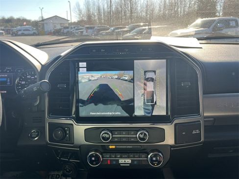 Used 2022 Ford F450 Platinum w/ FX4 Off-Road Package image 21