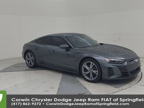 Used 2023 Audi e-tron GT Premium Plus AWD/4WD image 3
