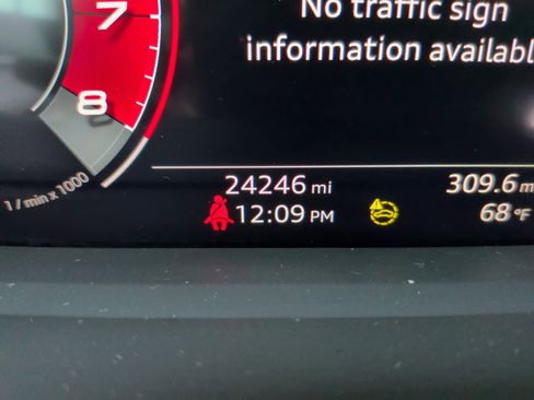 Used 2023 Audi Q3 2.0T Premium Plus w/ Premium Plus Package image 22