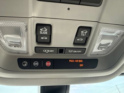 Used 2017 GMC Acadia SLT FWD image 36