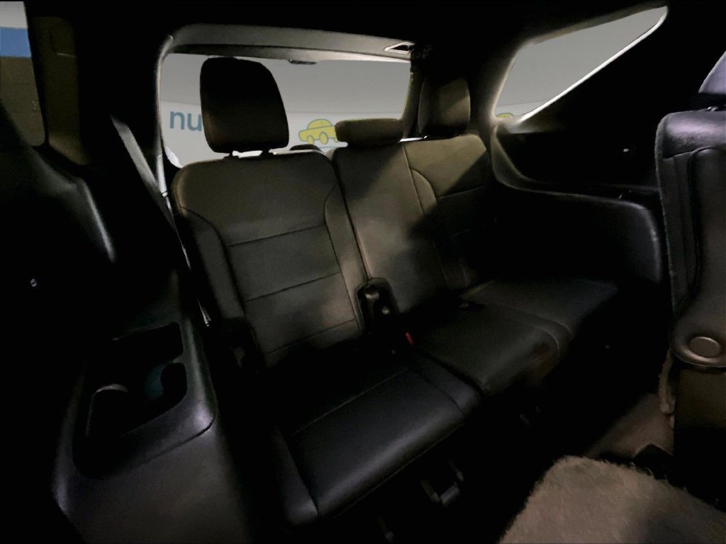 Used 2024 Chevrolet Traverse Z71 w/ Enhanced Driving Package AWD/4WD image 17