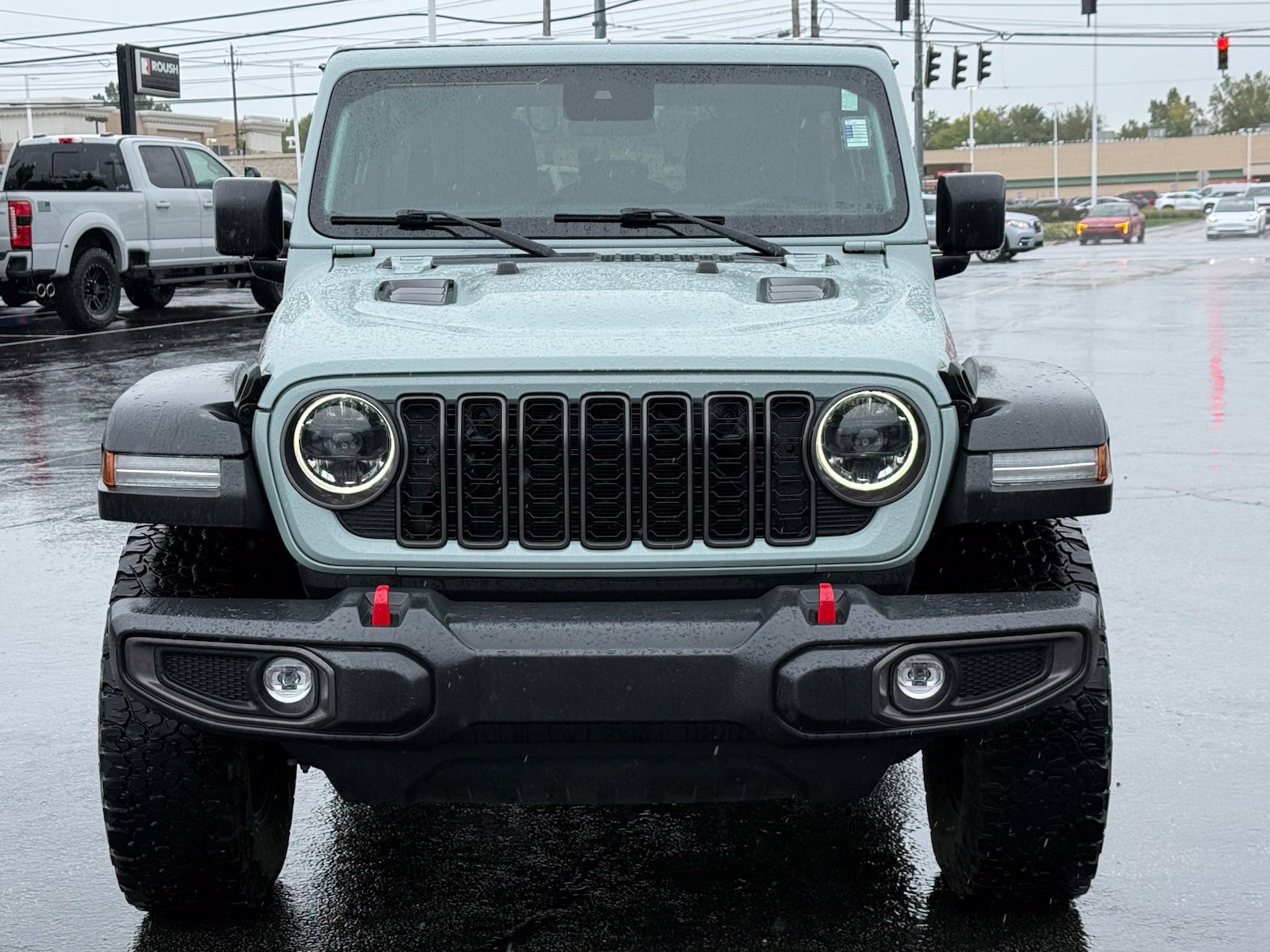 Used 2024 Jeep Wrangler Unlimited Rubicon w/ Convenience Group AWD/4WD image 9
