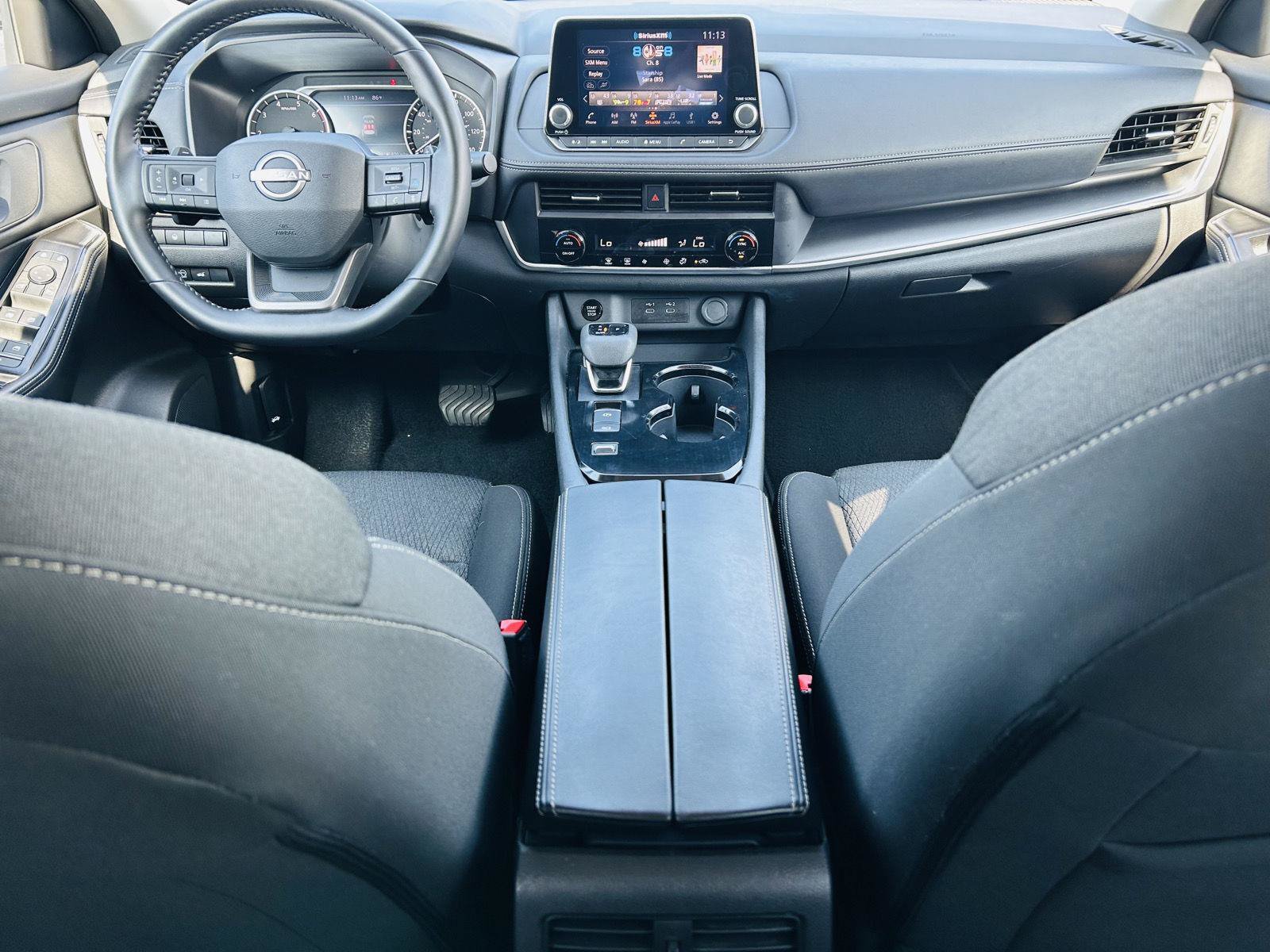 Used 2025 Nissan Rogue SV FWD image 23