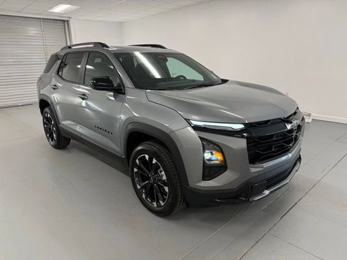 New 2026 Chevrolet Equinox RS image 3