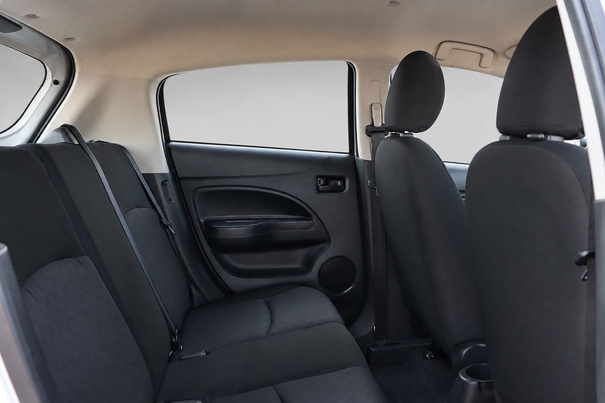 Used 2024 Mitsubishi Mirage ES FWD image 14