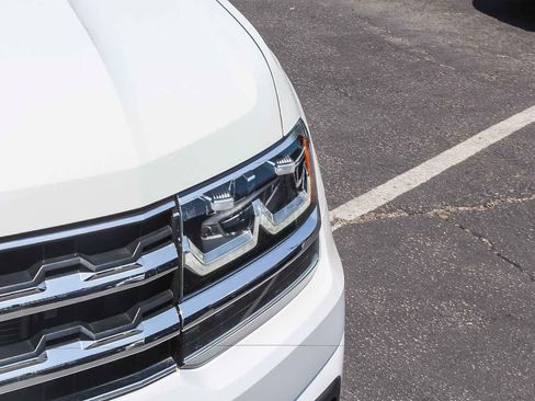 Used 2019 Volkswagen Atlas SE w/ Towing Package FWD image 14